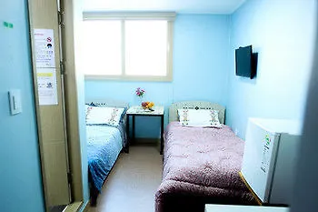 Well Plus Bnb Guest House ソウル特別市 2*,  韓国